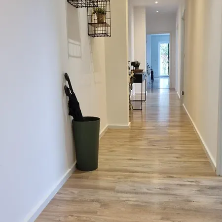 아파트 4 Zimmerwohnung In 괴팅겐