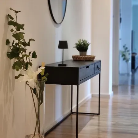 아파트 4 Zimmerwohnung In *