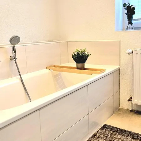 4 Zimmerwohnung In 아파트